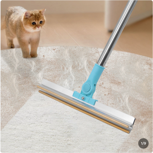 Da Boss FurRake long-handle pet hair remover with blue handle
